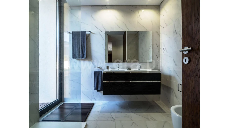 Moradia T3 para Venda em Louredo Foto 19