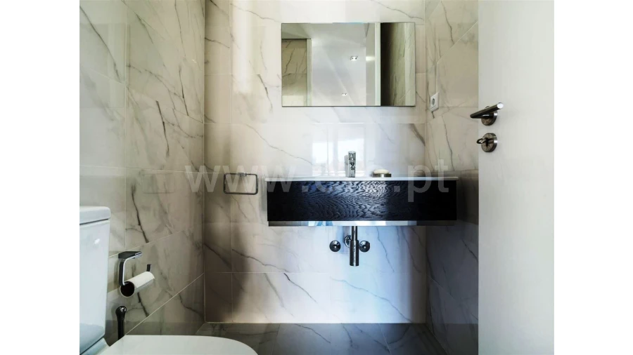 Moradia T3 para Venda em Louredo Foto 23