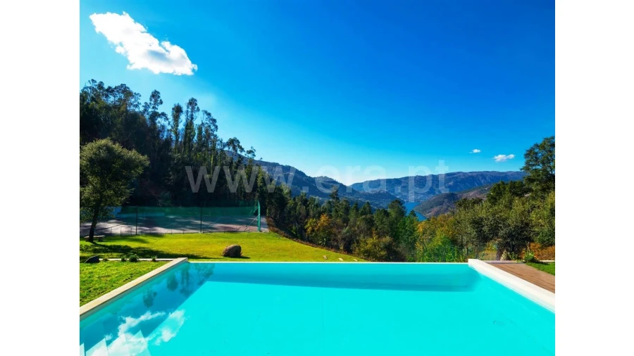 Moradia T3 para Venda em Louredo Foto 34