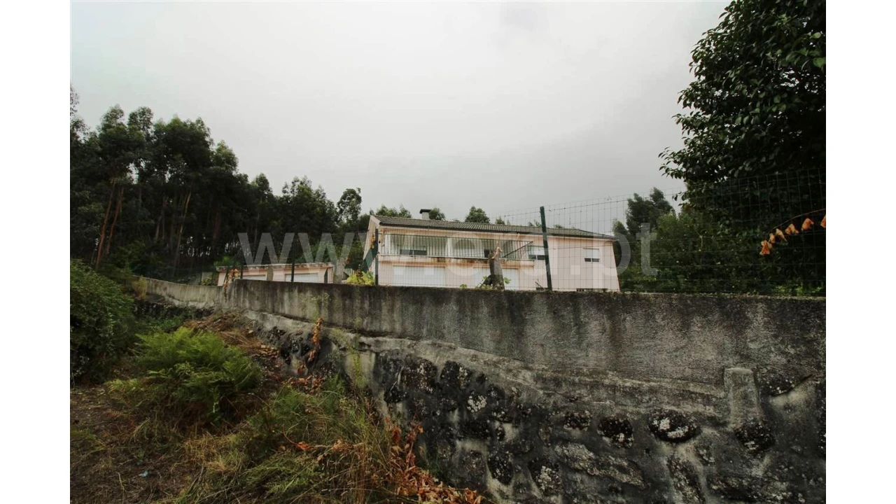 Moradia T5 para Venda em Taíde Foto 15