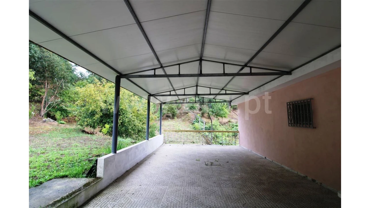 Moradia T5 para Venda em Taíde Foto 18