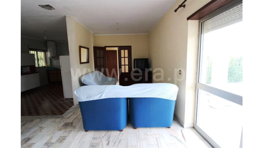 Moradia T5 para Venda em Taíde Foto 10