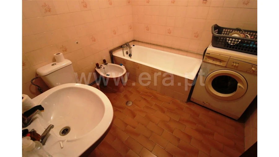 Moradia T5 para Venda em Taíde Foto 13