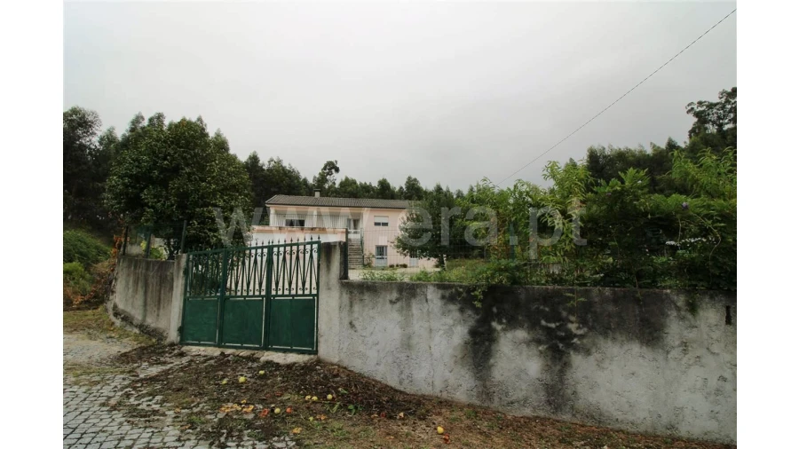 Moradia T5 para Venda em Taíde Foto 14