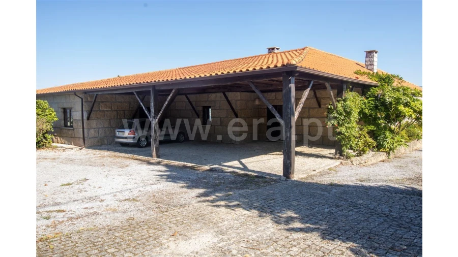 Moradia T3 para Venda em Ventosa Foto 11