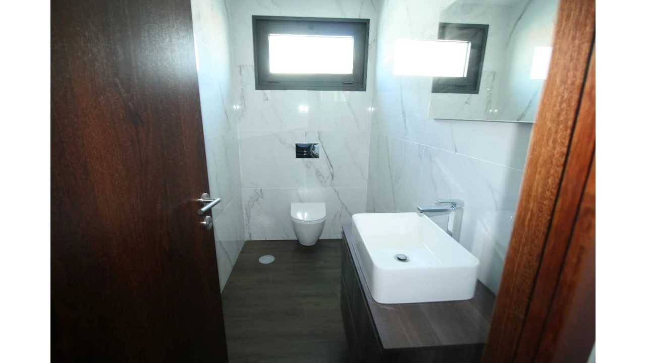 Moradia T4 para Venda em Valongo Foto 5