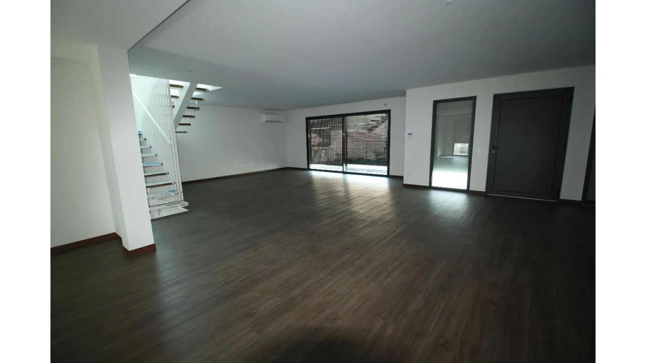 Moradia T4 para Venda em Valongo Foto 14