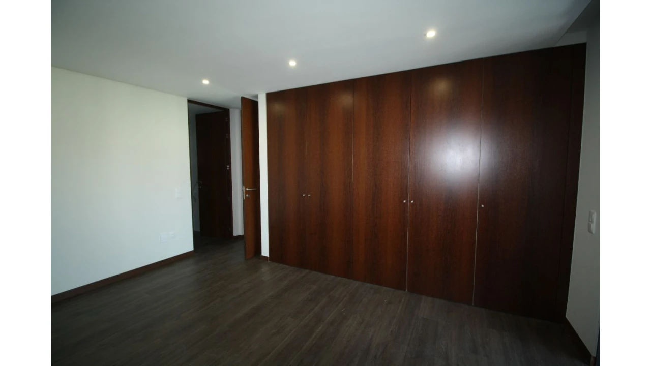 Moradia T4 para Venda em Valongo Foto 25