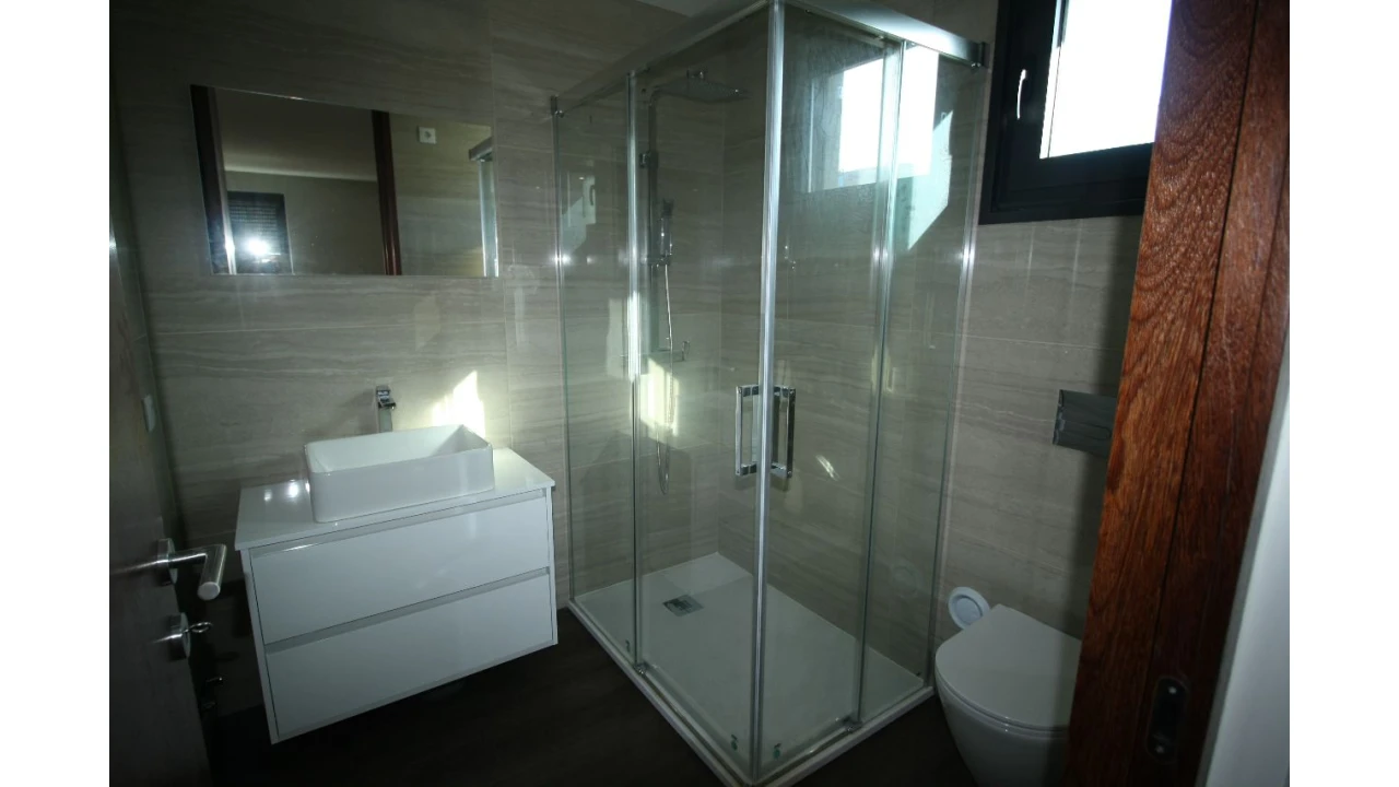 Moradia T4 para Venda em Valongo Foto 29