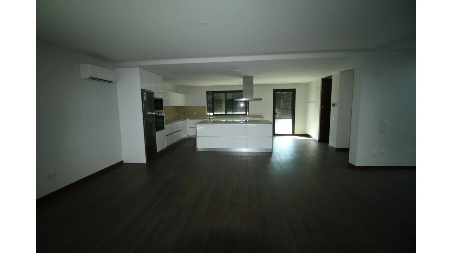 Moradia T4 para Venda em Valongo Foto 11