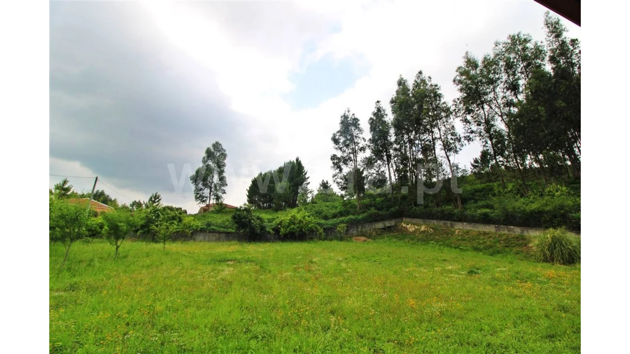 Moradia T4 para Venda em Travassos Foto 21