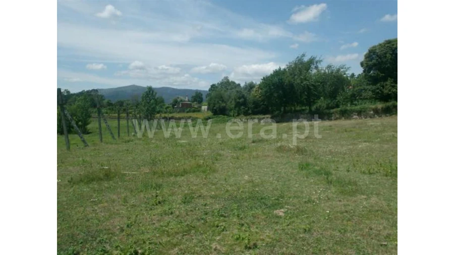 Terreno para Venda em Monsul Foto 1