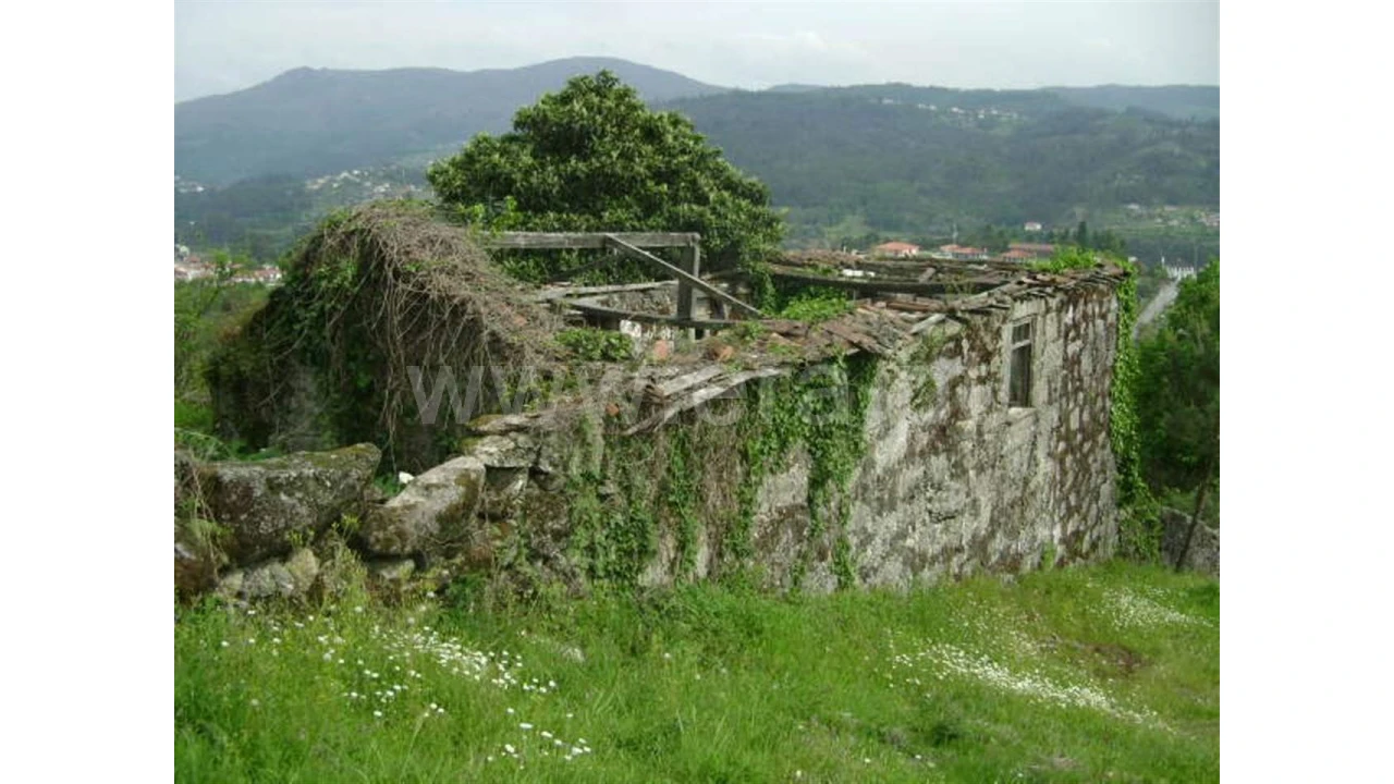 Moradia para Venda em Travassos Foto 4