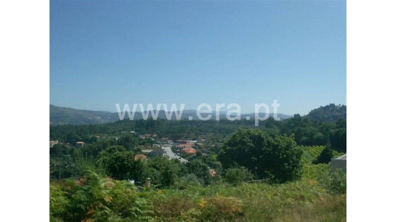 Terreno para Venda em Lanhoso Foto 12