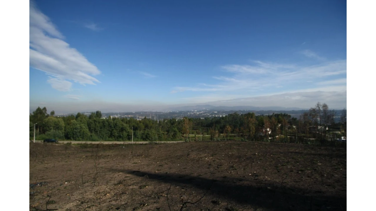 Terreno para Venda em Recarei Foto 10