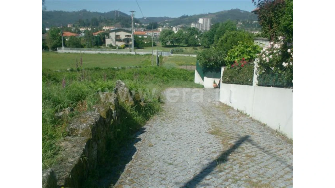 Terreno para Venda em Póvoa de Lanhoso Foto 13