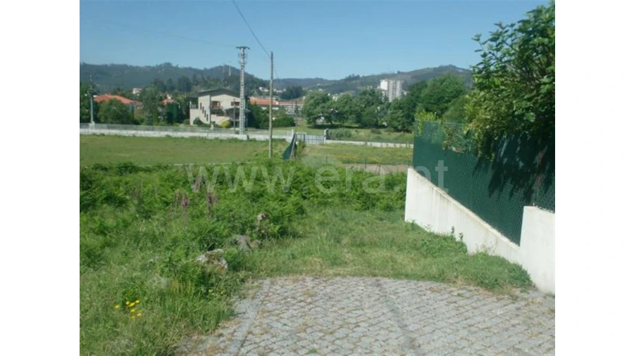 Terreno para Venda em Póvoa de Lanhoso Foto 15