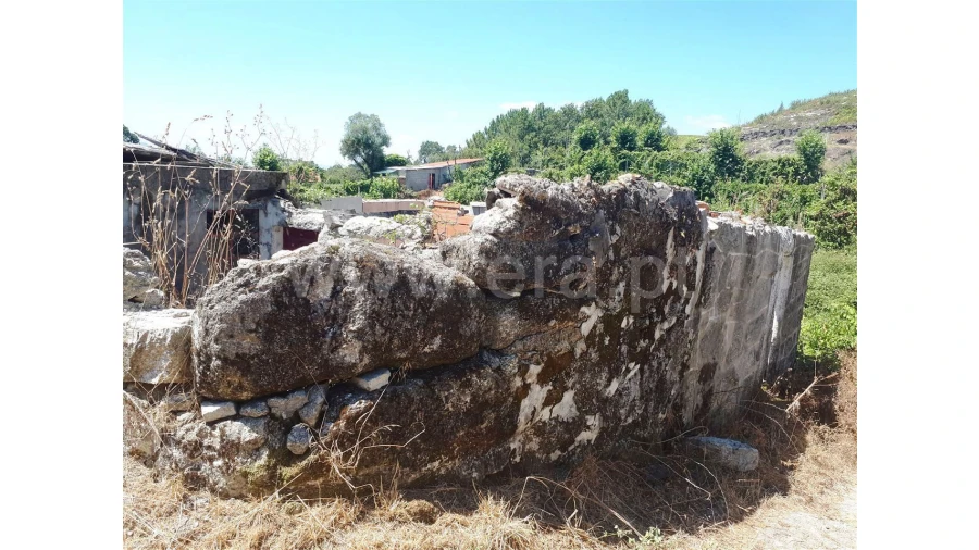 Moradia para Venda em Travassos Foto 2