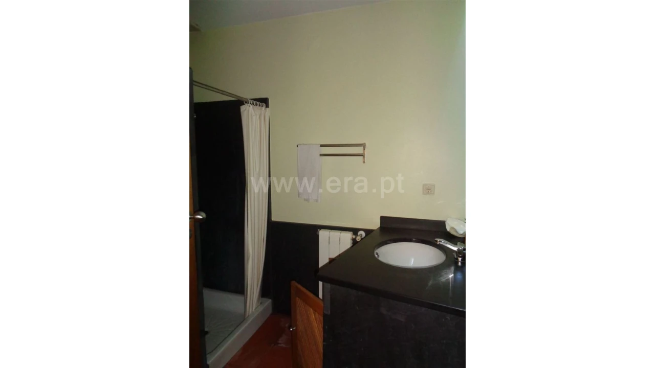 Moradia T3 para Venda em Caniçada Foto 21