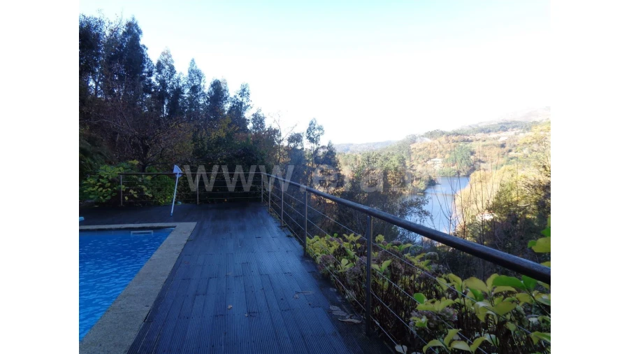 Moradia T3 para Venda em Caniçada Foto 15