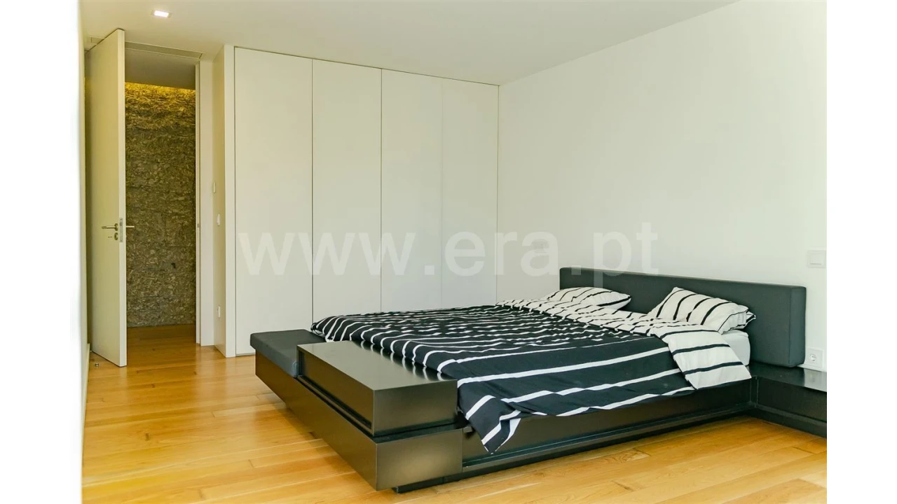 Moradia T3 para Venda em Caniçada Foto 18