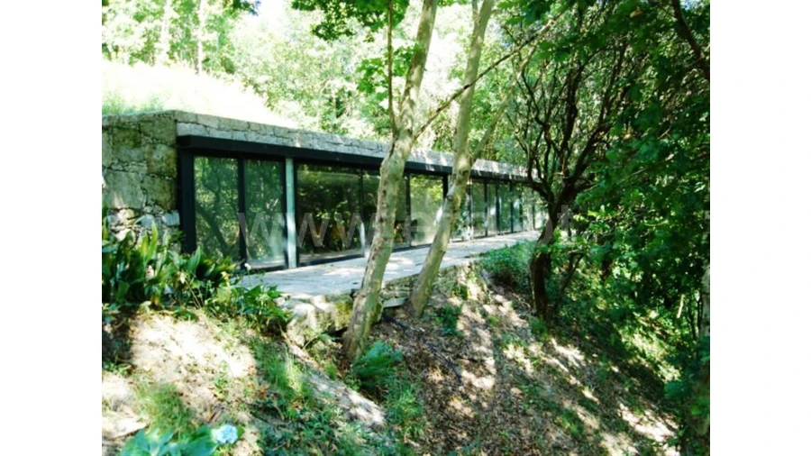 Moradia T3 para Venda em Caniçada Foto 1