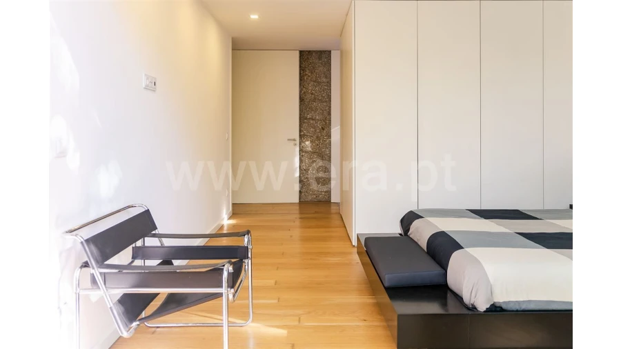 Moradia T3 para Venda em Caniçada Foto 16