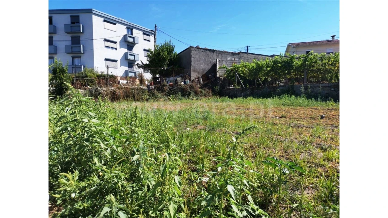 Terreno para Venda em Caldas das Taipas Foto 8