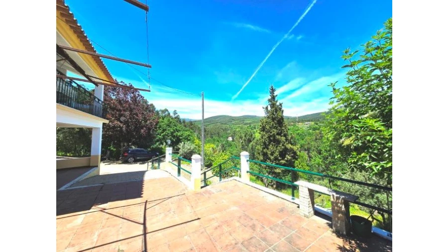 Moradia T3 para Venda em Castelo do Vale de Armunha Foto 8