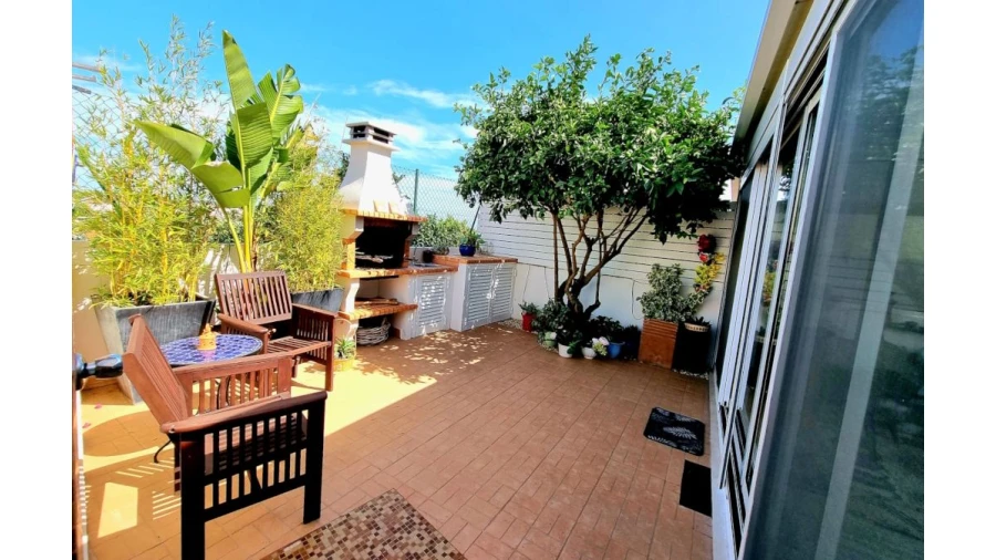 Moradia T4 para Venda em Vila Nova de Cacela Foto 18