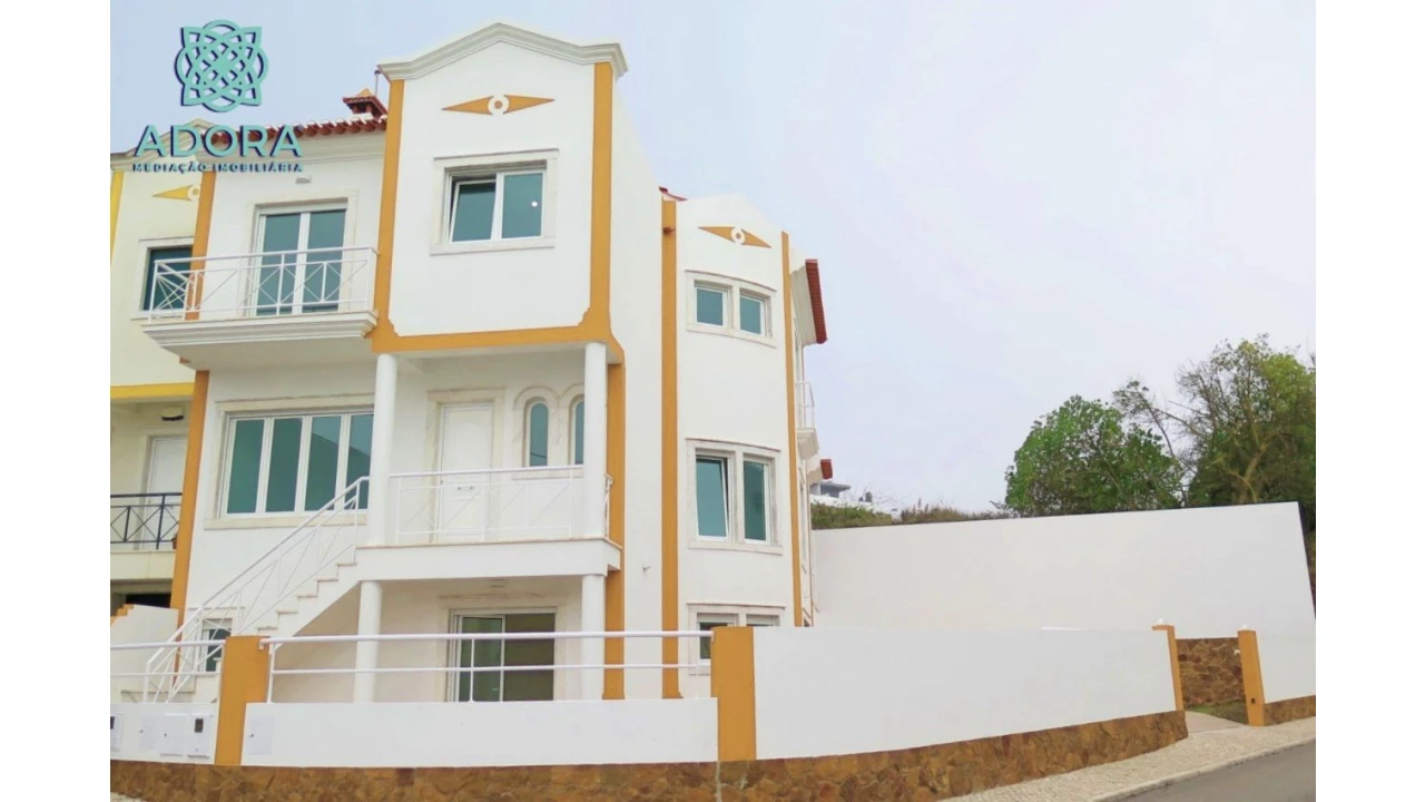 Moradia T3 para Venda em Ericeira Foto 2