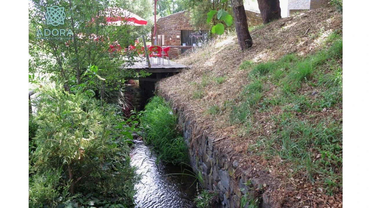 Moradia T3 para Venda em Cortes Foto 24