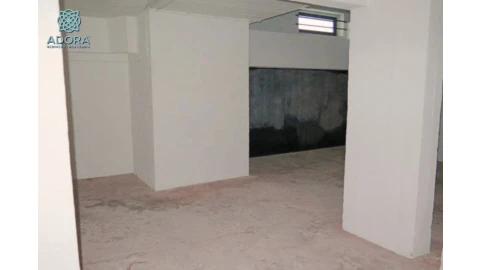 Loja para Venda em Dafundo