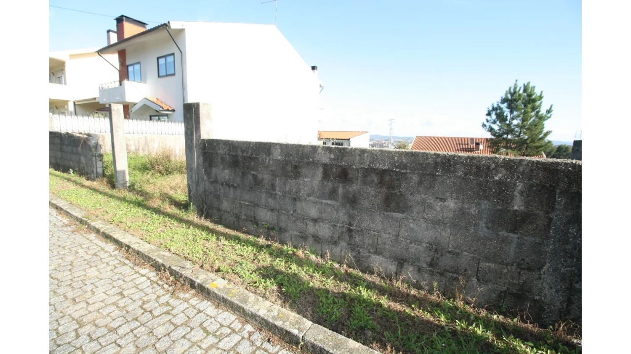 Terreno para Venda em Vila Nova de Gaia Foto 8