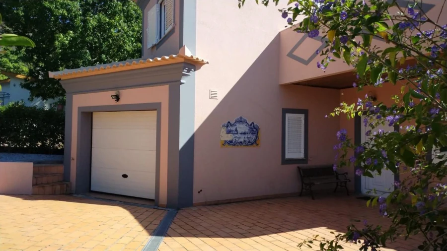 Moradia T3 para Venda em Resende Foto 3