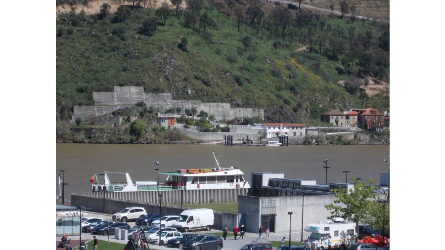 Moradia T3 para Venda em Resende Foto 27