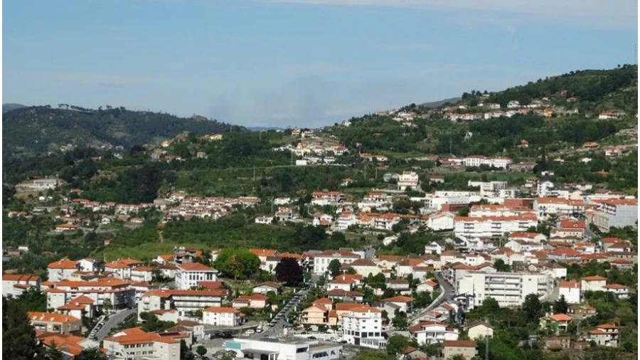 Moradia T3 para Venda em Resende Foto 39