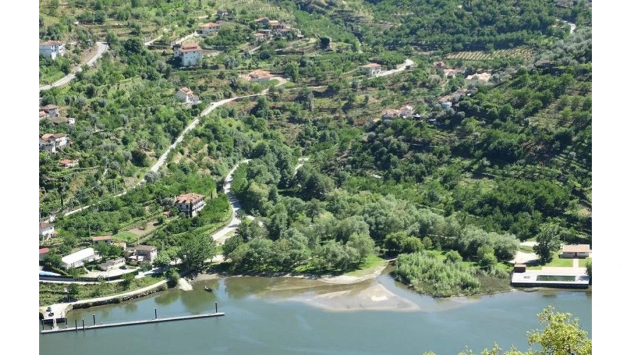 Moradia T3 para Venda em Resende Foto 40