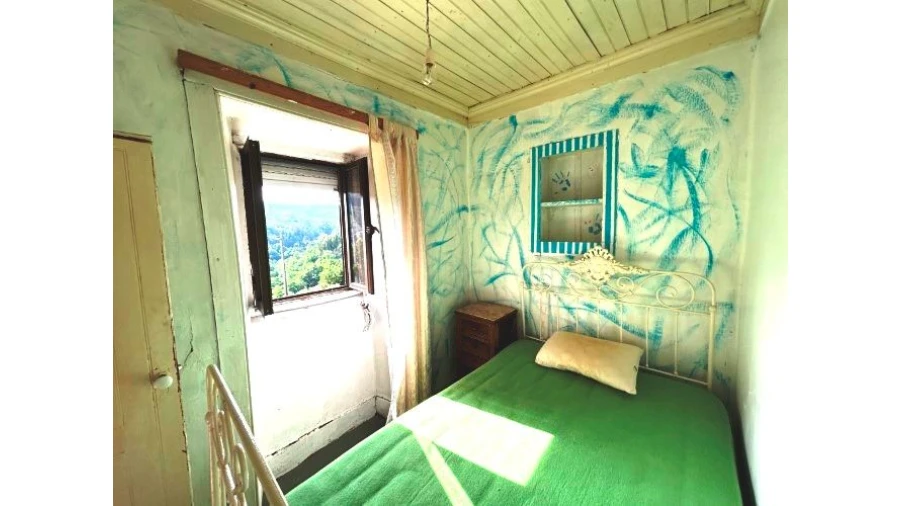 Moradia T4 para Venda em Estevianas Foto 14