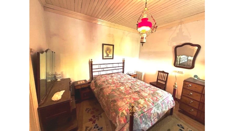 Moradia T4 para Venda em Estevianas Foto 23