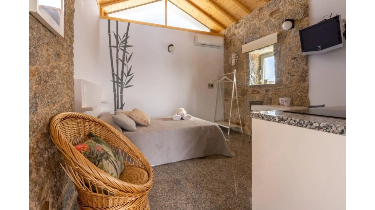 Moradia T5 para Venda em Outeiro Foto 2