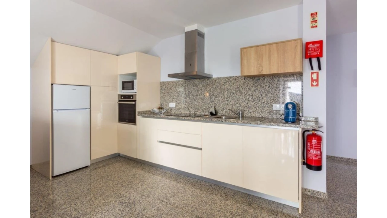 Moradia T5 para Venda em Outeiro Foto 11