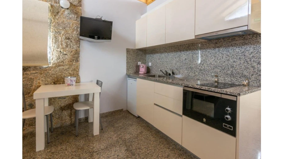 Moradia T5 para Venda em Outeiro Foto 2