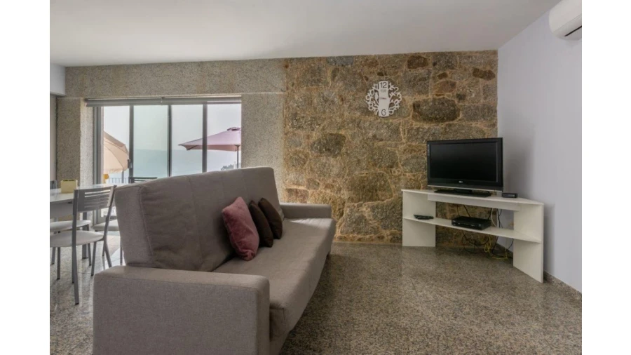 Moradia T5 para Venda em Outeiro Foto 22