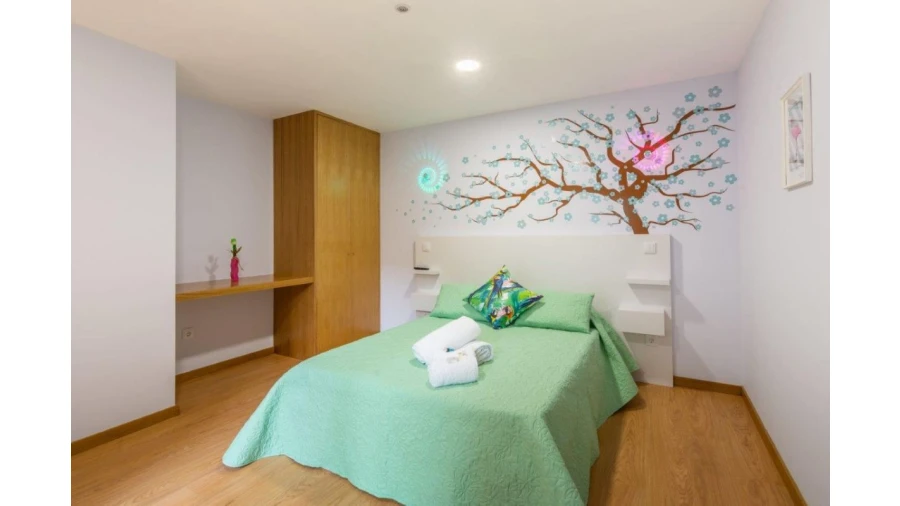 Moradia T5 para Venda em Outeiro Foto 33