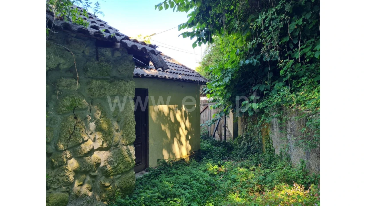 Moradia T0 para Venda em Aldeia Foto 8