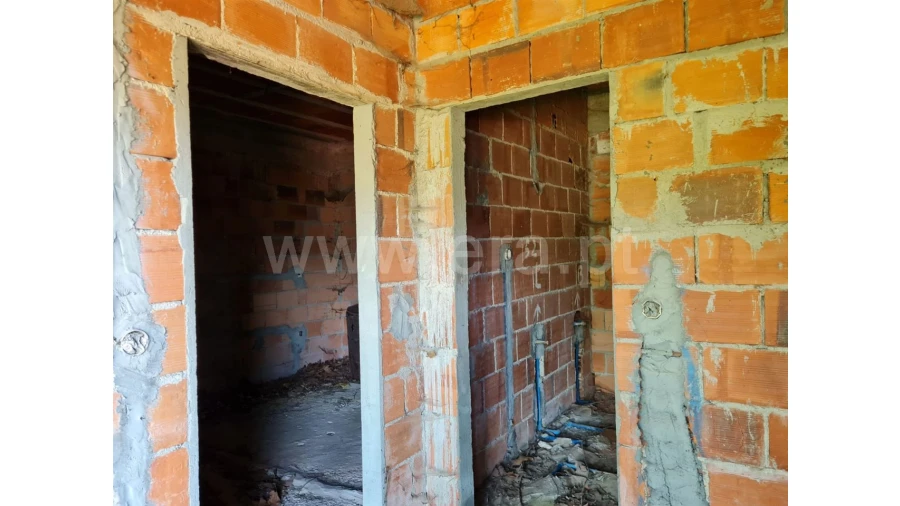 Moradia T0 para Venda em Aldeia Foto 12