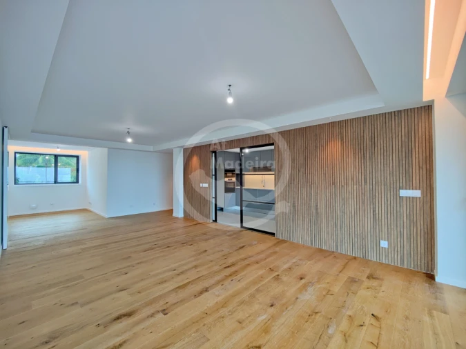 Apartamento T2 para Venda em Funchal Foto 5