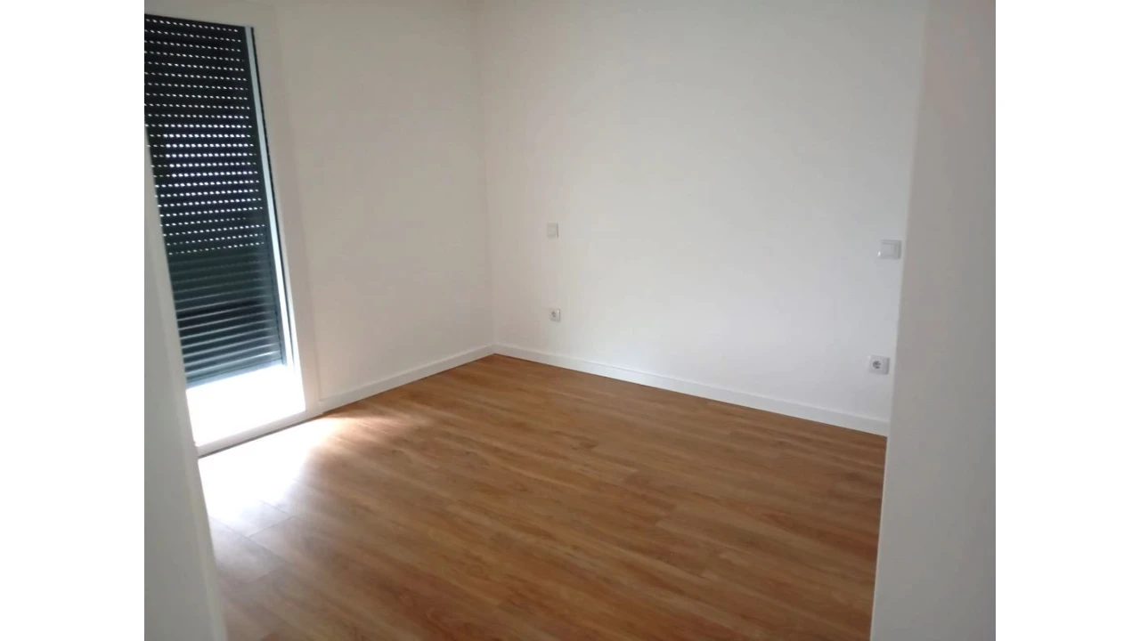 Apartamento T1 para Venda em Secas de Giela Foto 6