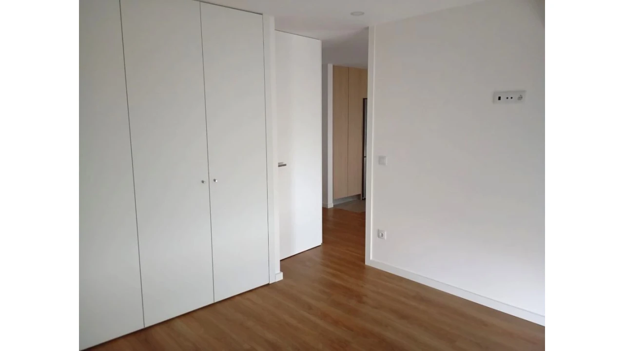 Apartamento T1 para Venda em Secas de Giela Foto 8